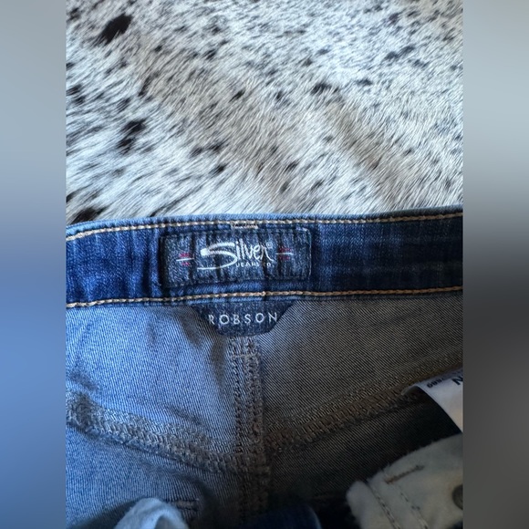 Silver Jeans Size 26 - Picture 5 of 8